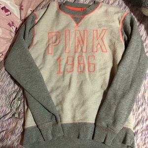 Love pink sweater